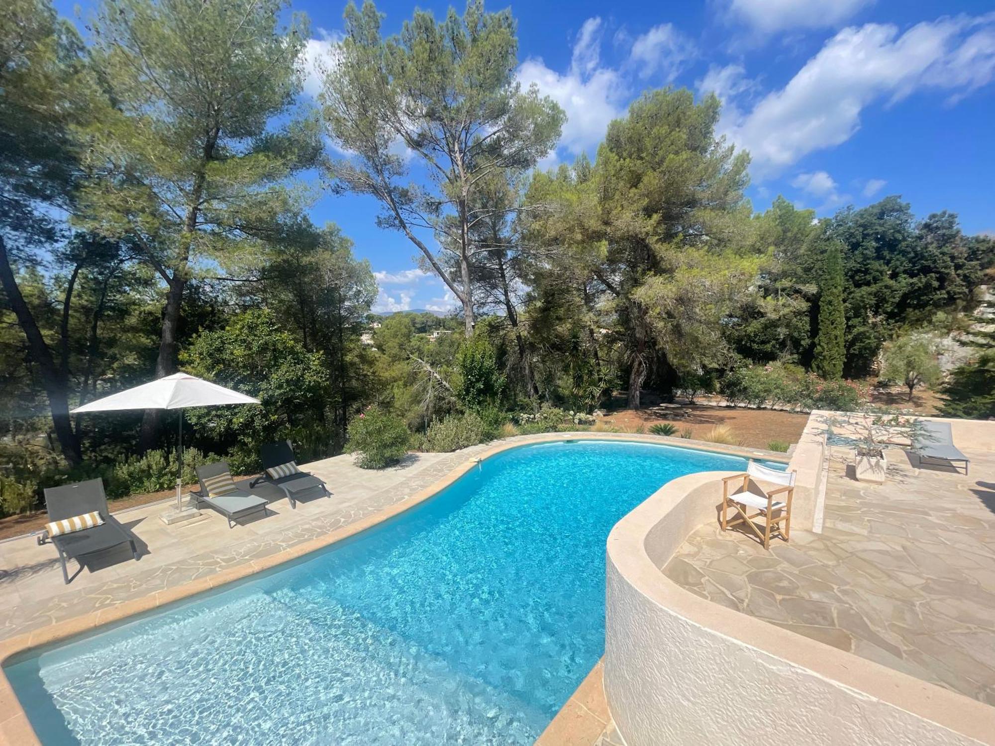 La Villa Des Carriers- Maison Avec Piscine Proche Mer Roquefort-les-Pins Exteriör bild