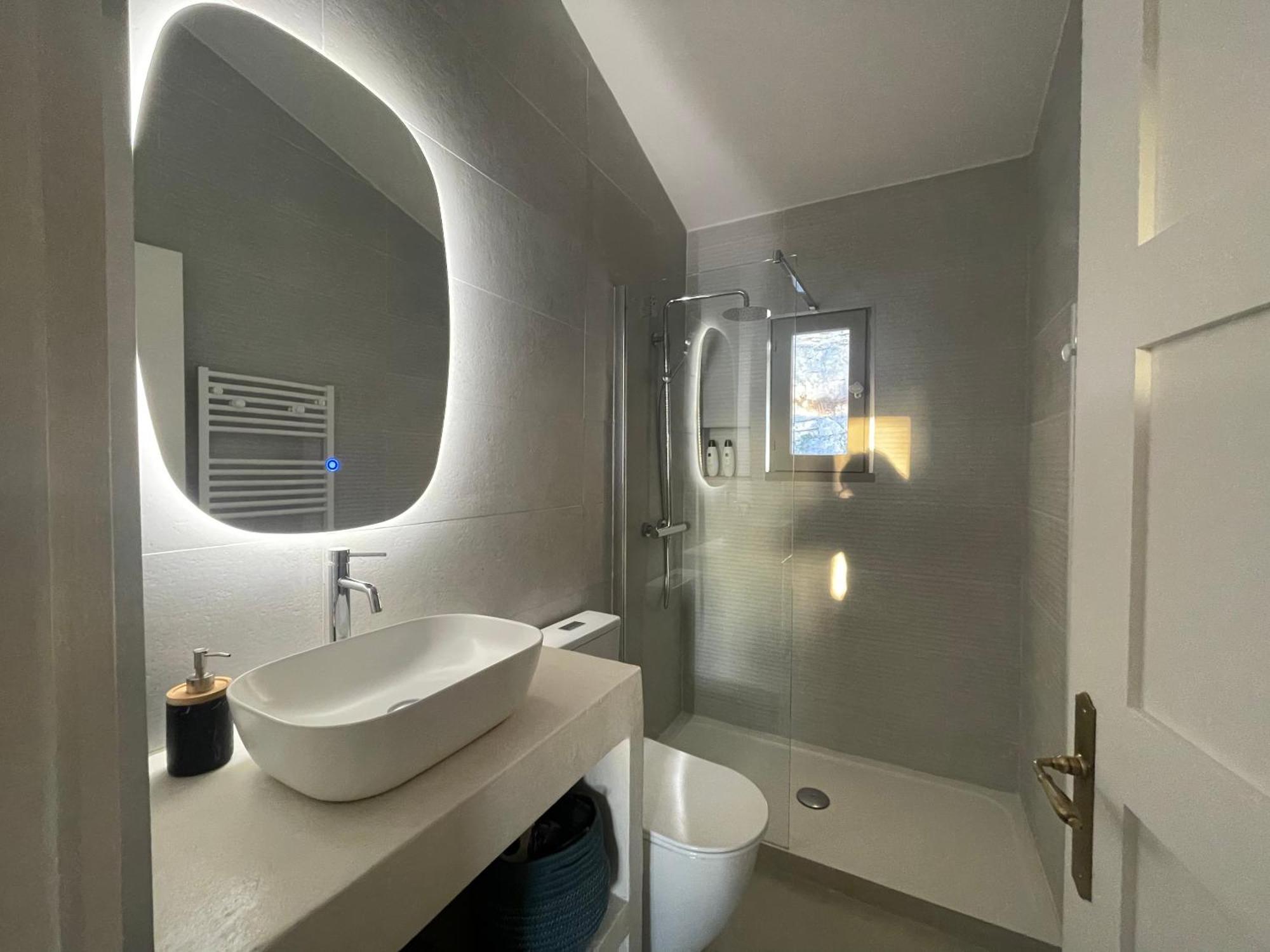 La Villa Des Carriers- Maison Avec Piscine Proche Mer Roquefort-les-Pins Exteriör bild