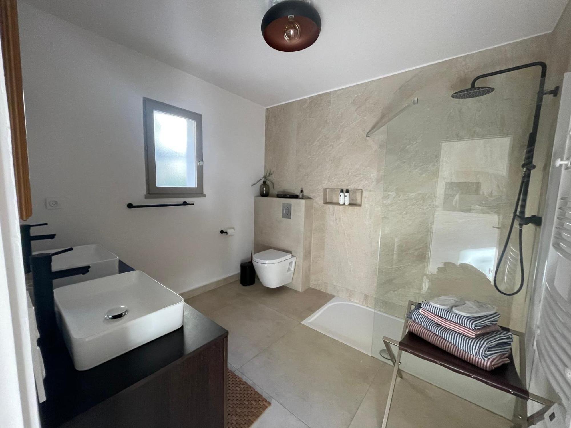 La Villa Des Carriers- Maison Avec Piscine Proche Mer Roquefort-les-Pins Exteriör bild